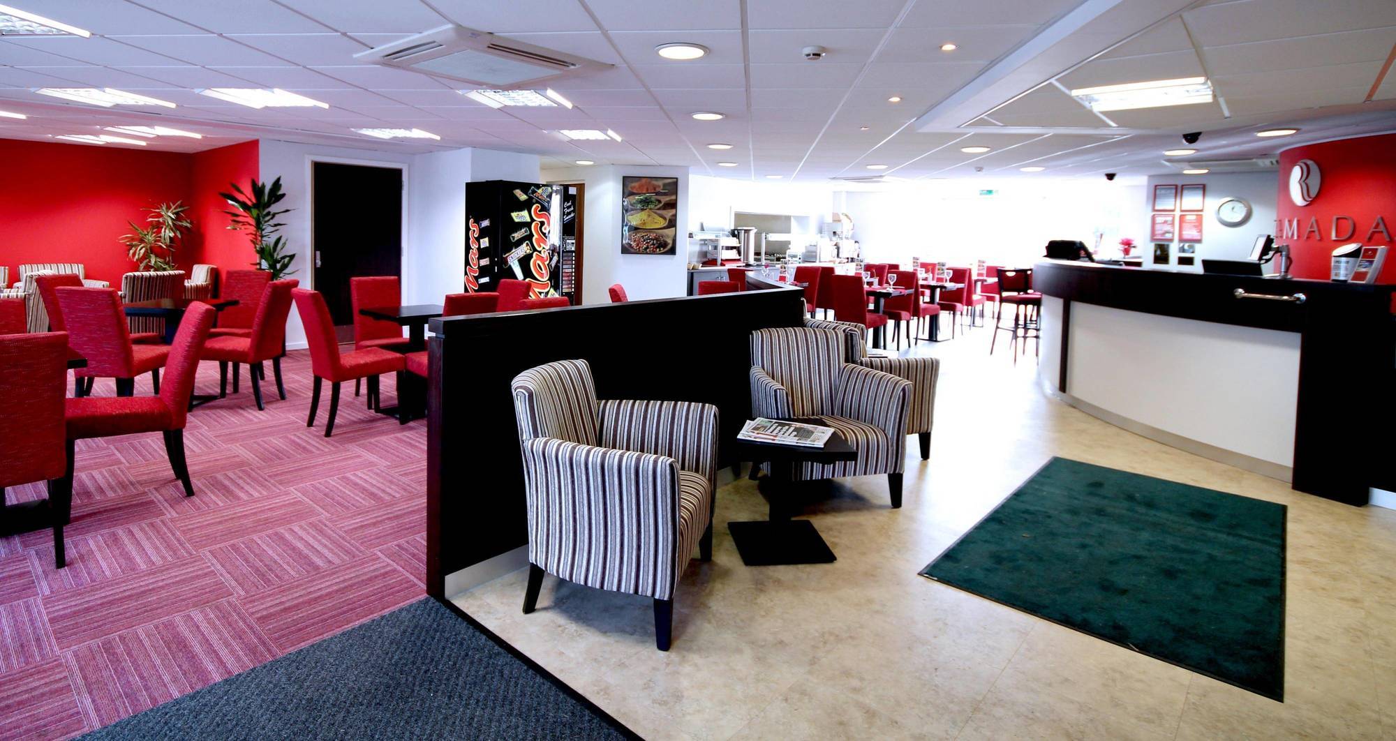 Hotel Ramada London Stansted Airport Bishop's Stortford Zewnętrze zdjęcie